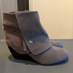 WOMENS WEDGE BOOT SZ 10